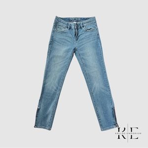 White House Black Market Light Blue Mom Jeans with Ankle Zippers